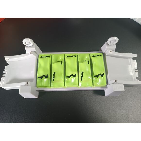 Magic Tracks Lot of R/C Car and Approx 15' of Assorted Tracks - Picture 3 of 10